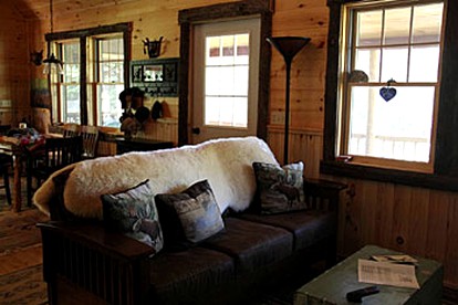 Elegantly Rustic Cabin on Secluded Island near Lake Placid on Saranac Lake, New York - Saranac Lake, New York - glamping.directory