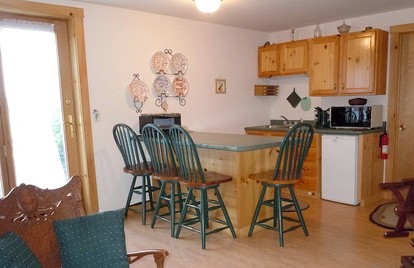 Log Cabin Rental with a Fireplace near Jay Peak Ski Resort in Vermont - Westfield, Vermont - glamping.directory
