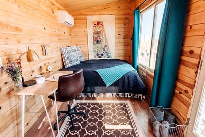 Idyllic Tiny Cabin Lovely for a Romantic Escape in Arizona - Cane Beds, Arizona - glamping.directory