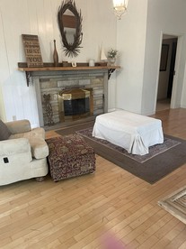 Peaceful Cabin Getaway Overlooking Tuscarawas River Valley in New Philadelphia, Ohio - New Philadelphia, Ohio - glamping.directory