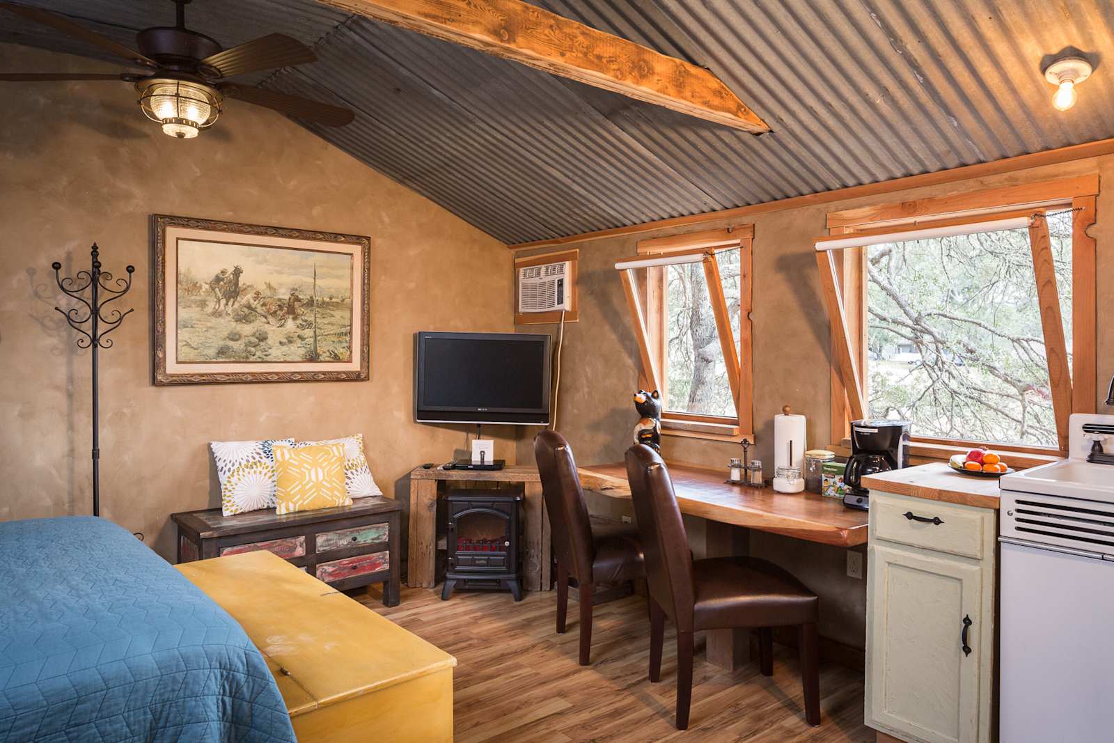 Wine Country Glamping - Paso Robles, California - glamping.directory