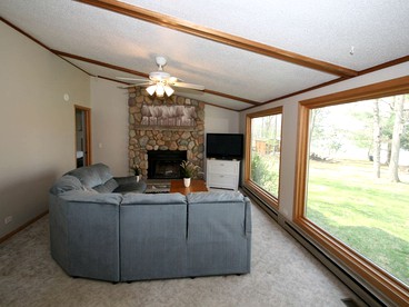 Gorgeous Waterfront Cabin by the Mississippi River near Grand Rapids, Minnesota - Cohasset, Minnesota - glamping.directory