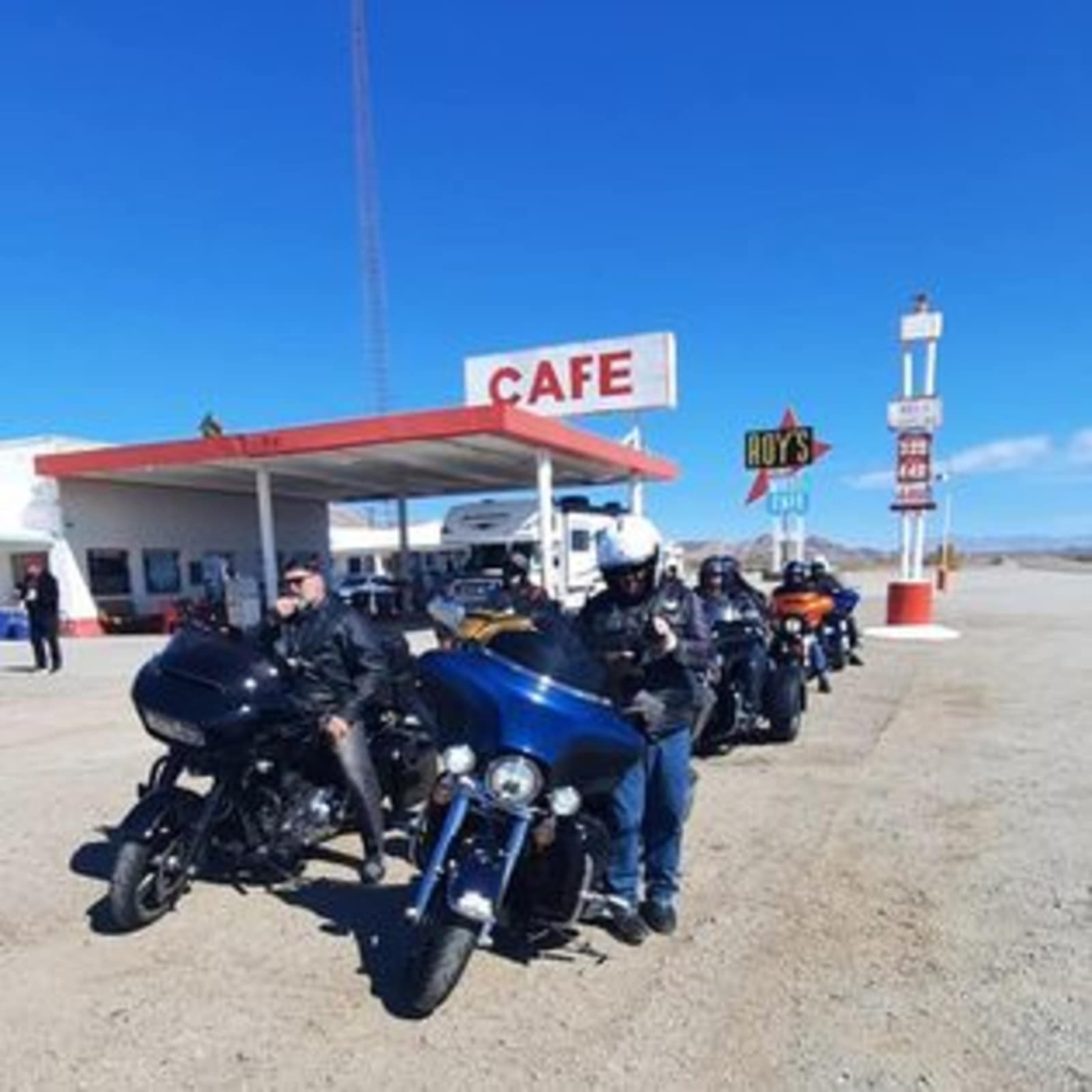Roy's Motel & Cafe - Twentynine Palms, California - glamping.directory