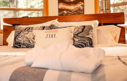 Stunning Yurt Rental in Texas Ideal for a Romantic Getaway near Austin - Bastrop , Texas - glamping.directory