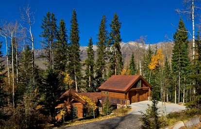 Rustic Scenic Cabin Rental near Telluride in Mountain Village, Colorado - glamping.directory