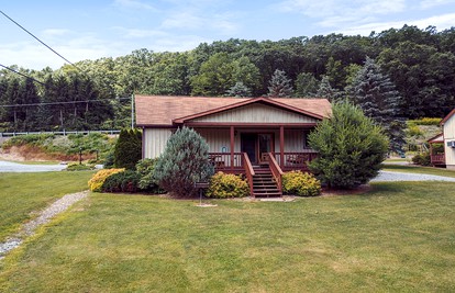 Secluded Bungalow Rental Ideal for a Getaway in Pennsylvania - glamping.directory