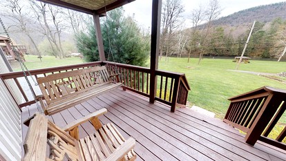 Secluded Bungalow Rental Ideal for a Getaway in Pennsylvania - Gaines, Pennsylvania - glamping.directory