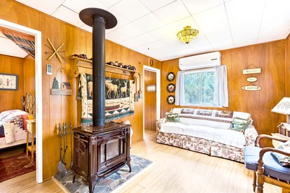 Secluded Cabin in Julian for a Pet-Friendly Weekend Getaway in California - Julian, California - glamping.directory
