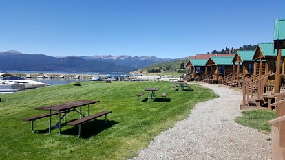 Equipped Cabin Ideal for a Rustic ans Serene Getaway in Montana - West Yellowstone, Montana - glamping.directory