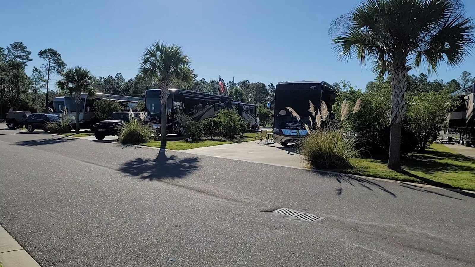 Sugar Sands RV Resort - Gulf Shores, Alabama - glamping.directory