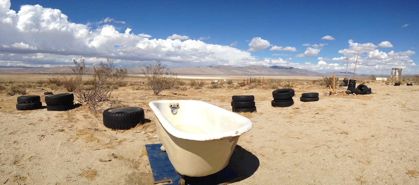 RRR Ranch Mojave - California City, California - glamping.directory