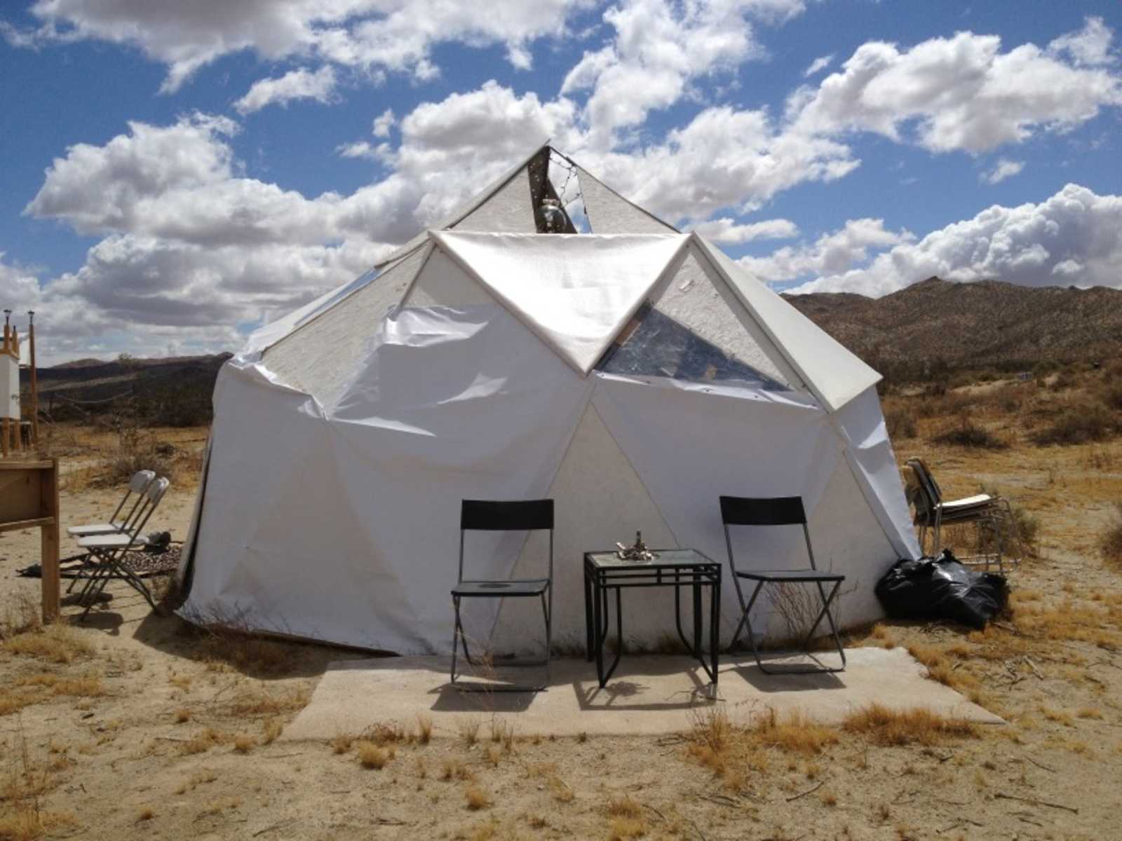 RRR Ranch Mojave - California City, California - glamping.directory