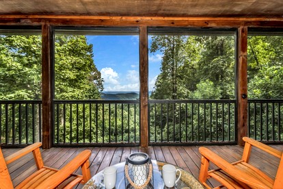 Cozy Mountain Cabin with Long-Range Views near Waterfall Park in Old Fort, NC - Old Fort, North Carolina - glamping.directory