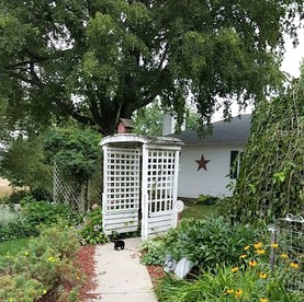 Comfortable Room Rental for a Vacation in Poweshiek County, Iowa - Montezuma, Iowa - glamping.directory