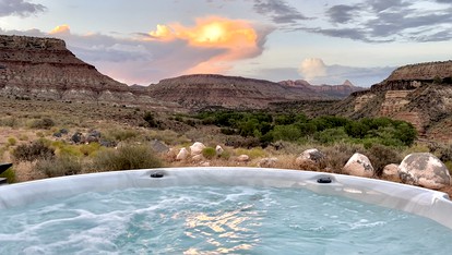 The Ark Tiny House near Zion National Park, Utah - La Verkin, Utah - glamping.directory