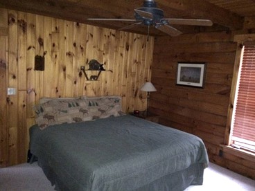 Secluded Cabin Rental near Letchworth State Park in Buffalo, Arcade, New York - Arcade, New York - glamping.directory
