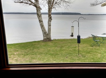 Beautiful Lake Cottage Along the Shores of Sturgeon Bay in Wisconsin - Sturgeon Bay, Wisconsin - glamping.directory