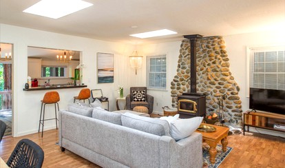 Pet-Friendly Camping Cabin in Northern California - Guerneville, California - glamping.directory