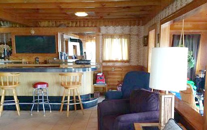 Spacious Cottage Rental with a Fire Pit and Fabulous Views in Summit Lake, Wisconsin - Summit Lake, Wisconsin - glamping.directory