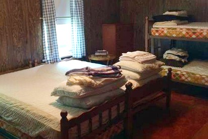 Spacious Cottage Rental with a Fire Pit and Fabulous Views in Summit Lake, Wisconsin - Summit Lake, Wisconsin - glamping.directory