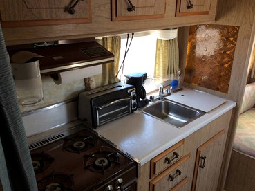 Romantic and Quiet Campervan Rental For Two in New Mexico - Santa Fe, New Mexico - glamping.directory