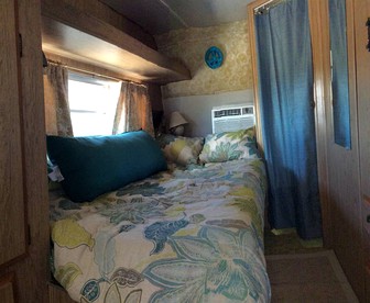 Romantic and Quiet Campervan Rental For Two in New Mexico - Santa Fe, New Mexico - glamping.directory