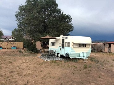 Romantic and Quiet Campervan Rental For Two in New Mexico - Santa Fe, New Mexico - glamping.directory