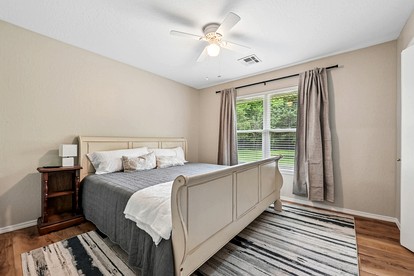 Serene Getaway with Fireplace, Grill & Outdoor Lounge in Grove, Oklahoma - Grove, Oklahoma - glamping.directory