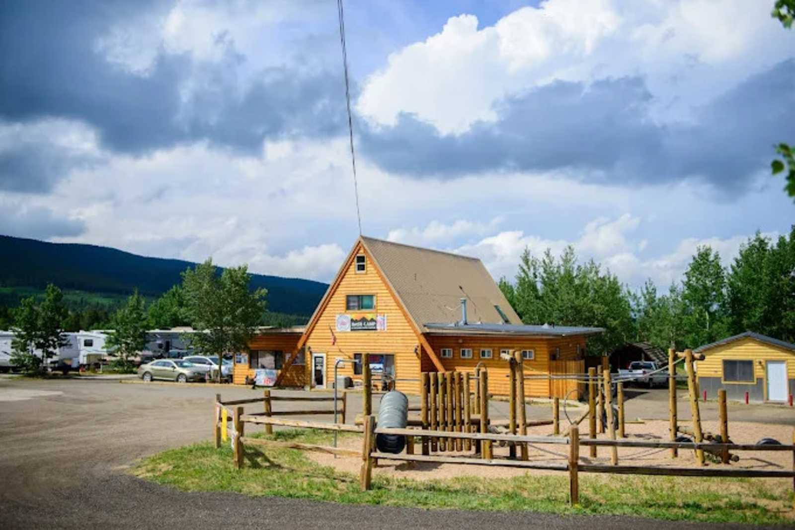 Base Camp at Golden Gate Canyon - Black Hawk, Colorado - glamping.directory