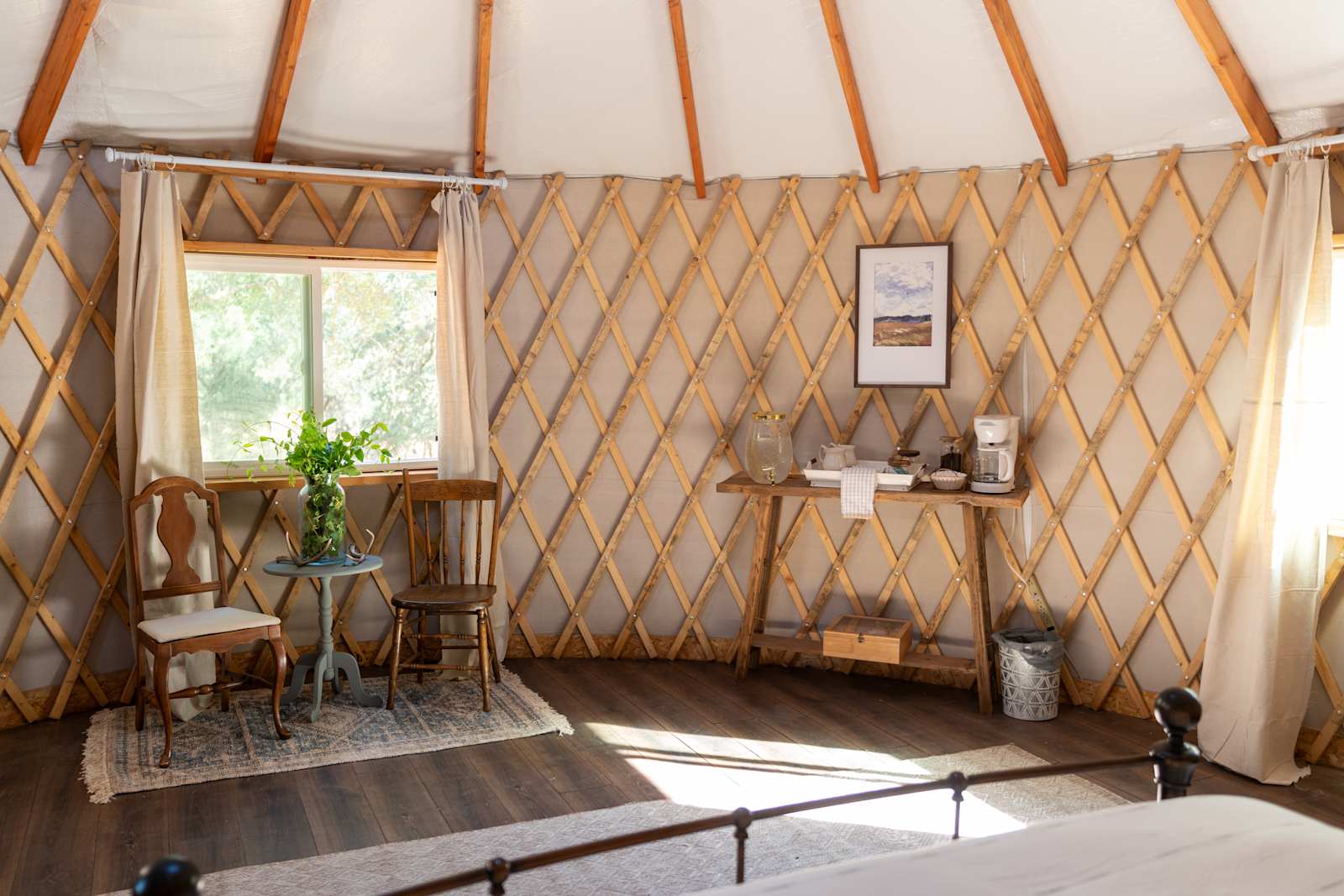 River Oaks Camp - Placerville, California - glamping.directory