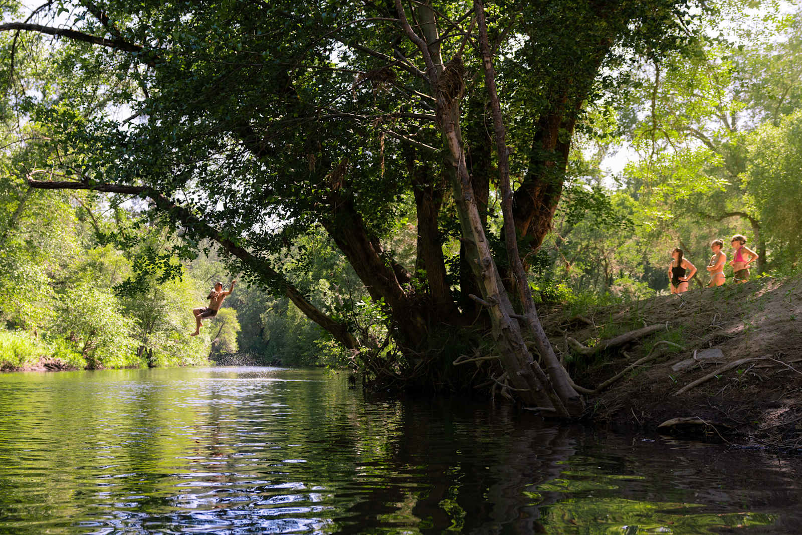 River Oaks Camp - Placerville, California - glamping.directory