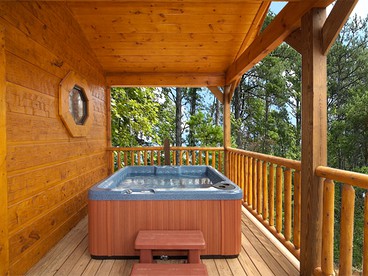 Gorgeous Cabin Rental with Amazing Views of the Great Smokies in Tennessee - Gatlinburg, Tennessee - glamping.directory