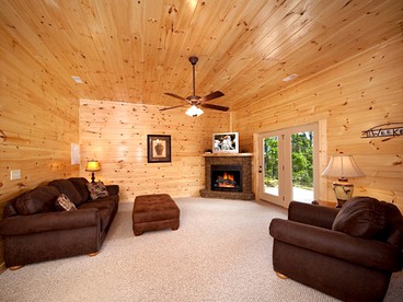 Gorgeous Cabin Rental with Amazing Views of the Great Smokies in Tennessee - Gatlinburg, Tennessee - glamping.directory