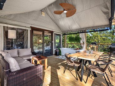Secluded Tree Tent with Outdoor Soaking Tub & Pizza Oven Near Blue Ridge Waterfalls, Zirconia, North Carolina - Zirconia, North Carolina - glamping.directory