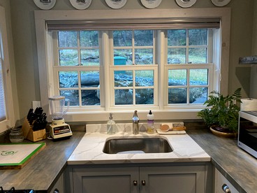 Adorable Cottage makes for a Beautiful Vermont Retreat - Barnard, Vermont - glamping.directory