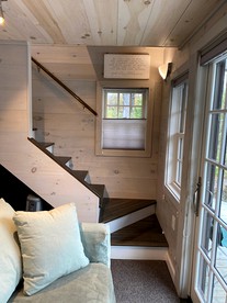 Adorable Cottage makes for a Beautiful Vermont Retreat - Barnard, Vermont - glamping.directory