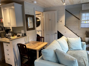 Adorable Cottage makes for a Beautiful Vermont Retreat - glamping.directory