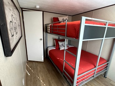Modern Cabin Incredible to Create New Memories in Utah - Moab, Utah - glamping.directory