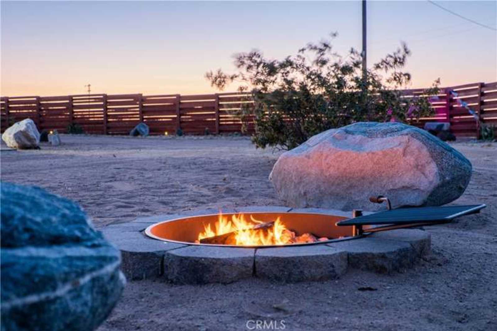 Stargazer Cabin - Landers, California - glamping.directory