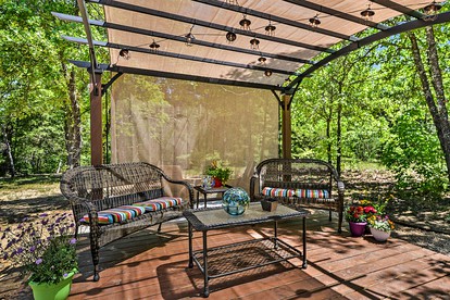 Stylish Wills Point Cottage near Dallas Ideal for Romantic Getaways in Texas - Wills Point, Texas - glamping.directory
