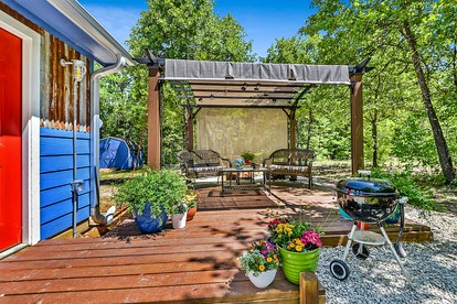 Stylish Wills Point Cottage near Dallas Ideal for Romantic Getaways in Texas - Wills Point, Texas - glamping.directory