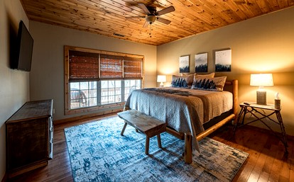 Lake Cabin Fully Equipped Ideal for Big Families in Topton, North Carolina - Topton, North Carolina - glamping.directory