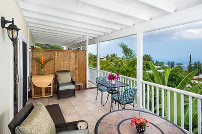 Tranquil Suite Rental with Covered Lanai on the Kona Coast, Hawaii - Kailua-Kona, Hawaii - glamping.directory