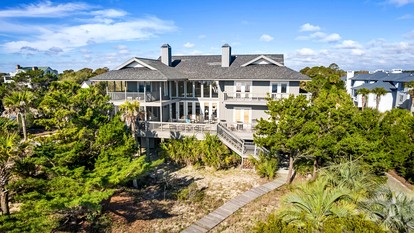 Exclusive Beach House Retreat in Oceanfront Gated Community of DeBordieu Colony, South Carolina - glamping.directory