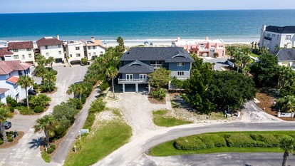 Exclusive Beach House Retreat in Oceanfront Gated Community of DeBordieu Colony, South Carolina - Georgetown, South Carolina - glamping.directory