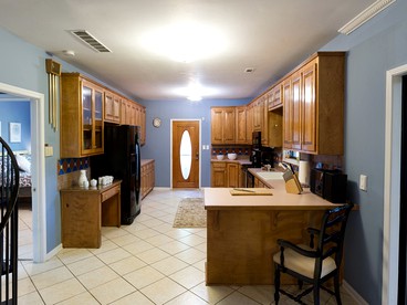 Stunning Lakefront Cabin with a Pool Table in Gainesville, Georgia - Gainesville, Georgia - glamping.directory