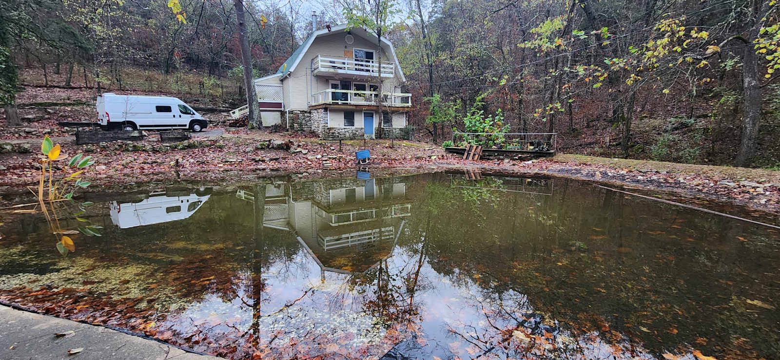 Starry Night in the Holler - Eureka Springs, Arkansas - glamping.directory