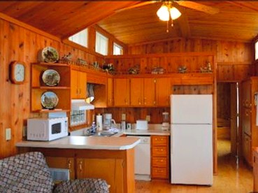 Delightful and Accessible Cabin for a Weekend Getaway near Baltimore, Maryland - Tilghman Island, Maryland - glamping.directory