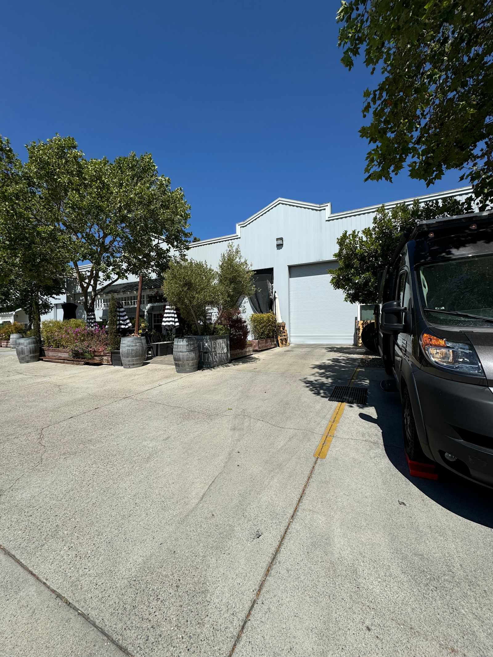 Standing Sun Winery - Buellton, California - glamping.directory