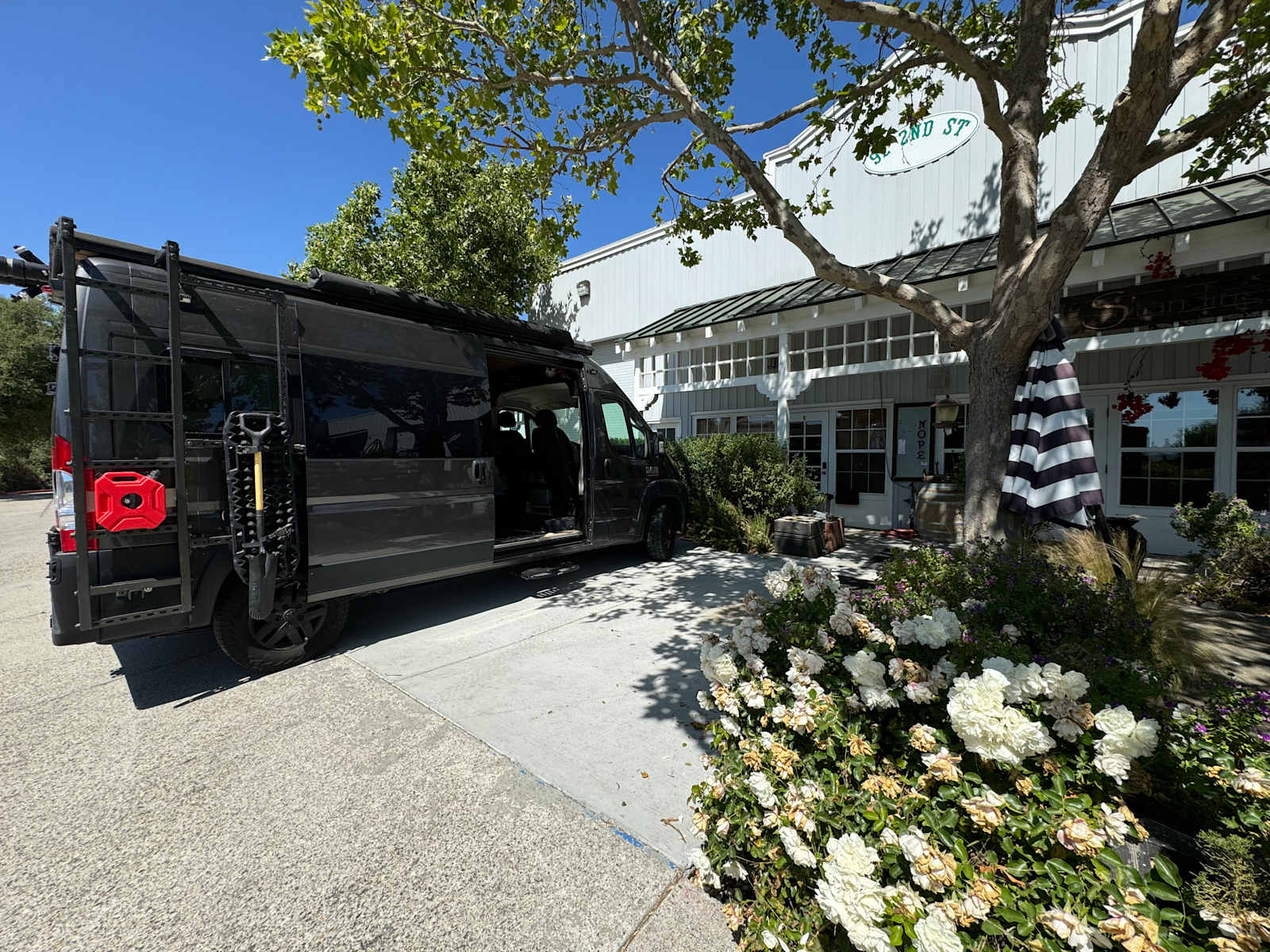 Standing Sun Winery - Buellton, California - glamping.directory